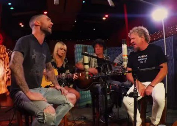 Adam Levine, Sammy Hagar, Richie Sambora and Orianthi Perform I Heard