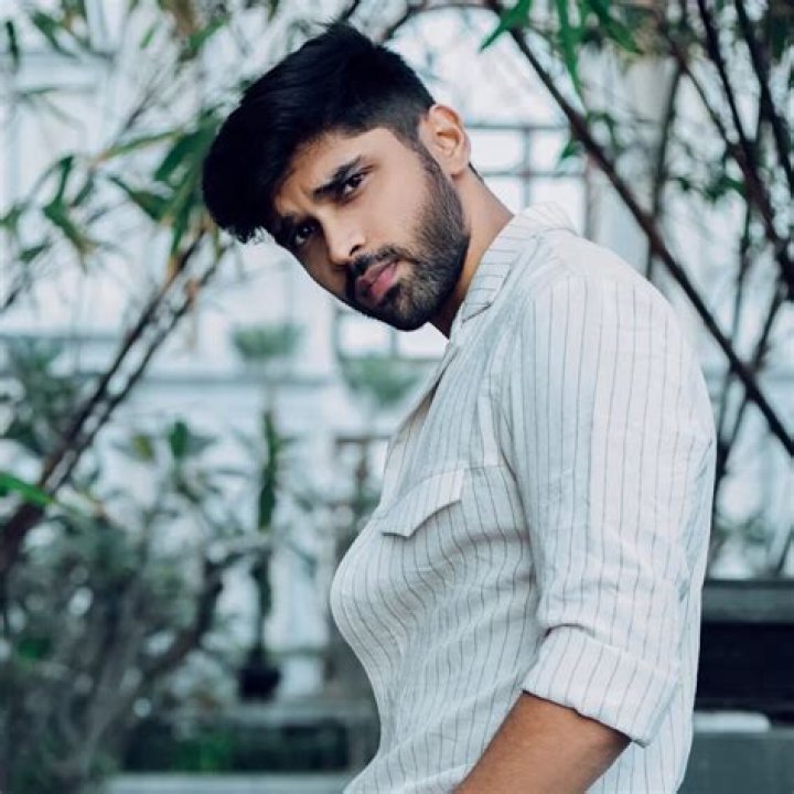 Dhruv Vikram to make his singing debut in this movie? Hot update