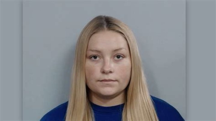 Kaitlyn Laken Scrolller