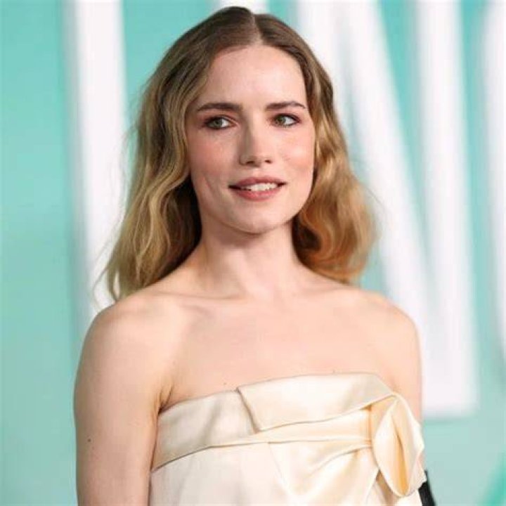Willa Fitzgerald Biography, Height & Life Story Super Stars Bio